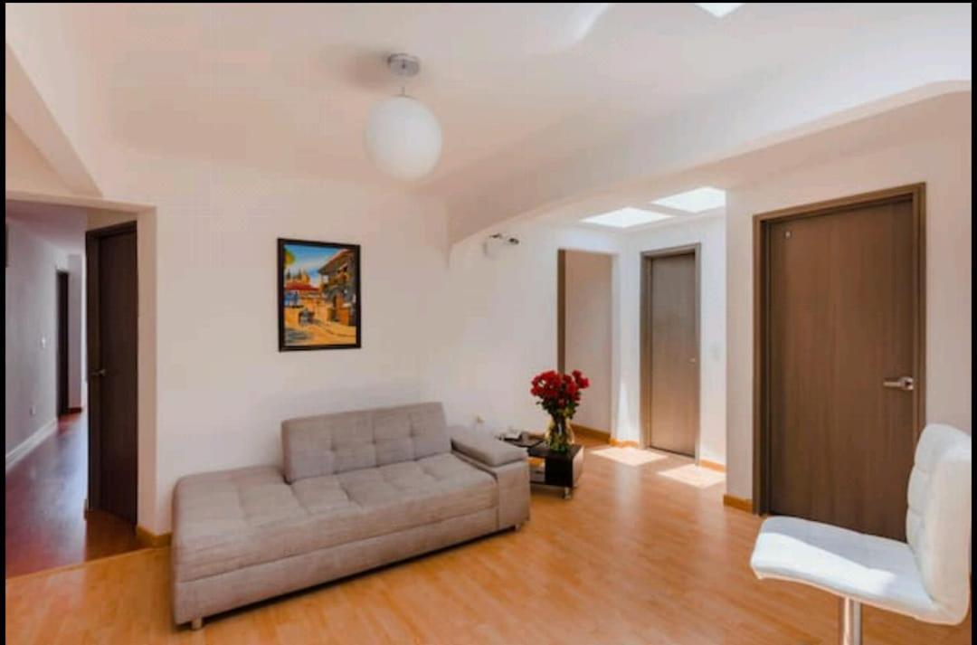 Hospedaje Sary House Bogotá Extérieur photo
